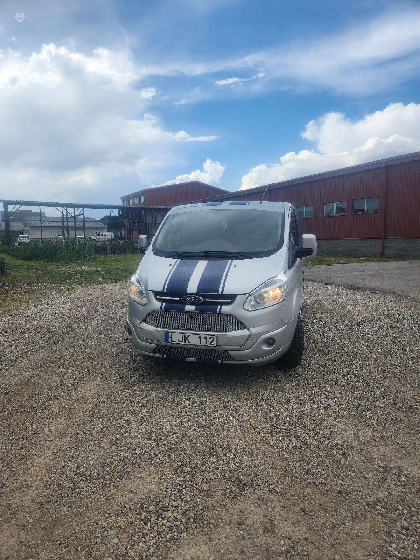 Ford Transit Custom.