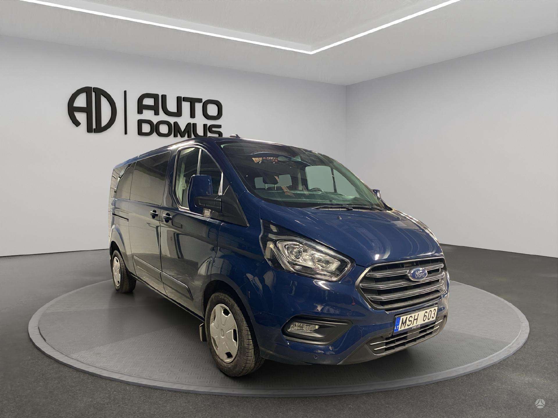 Ford Transit Custom.