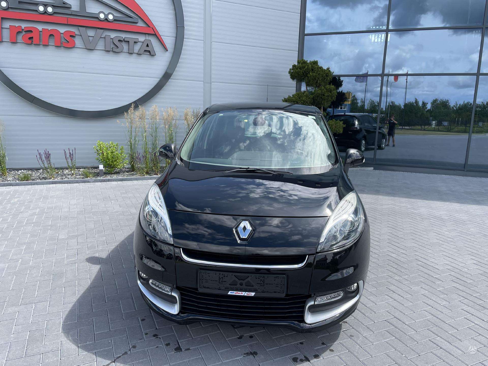 Renault Scenic.
