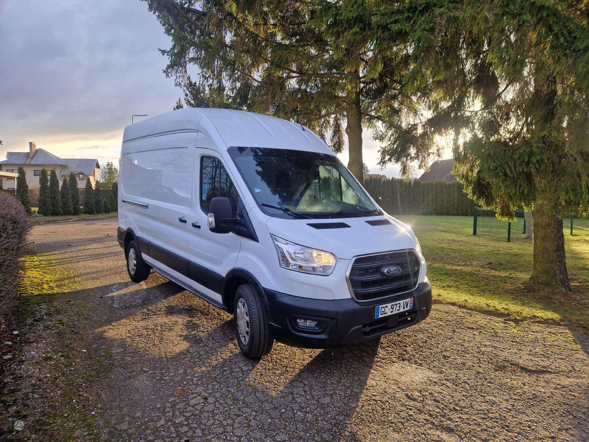 Ford Transit.
