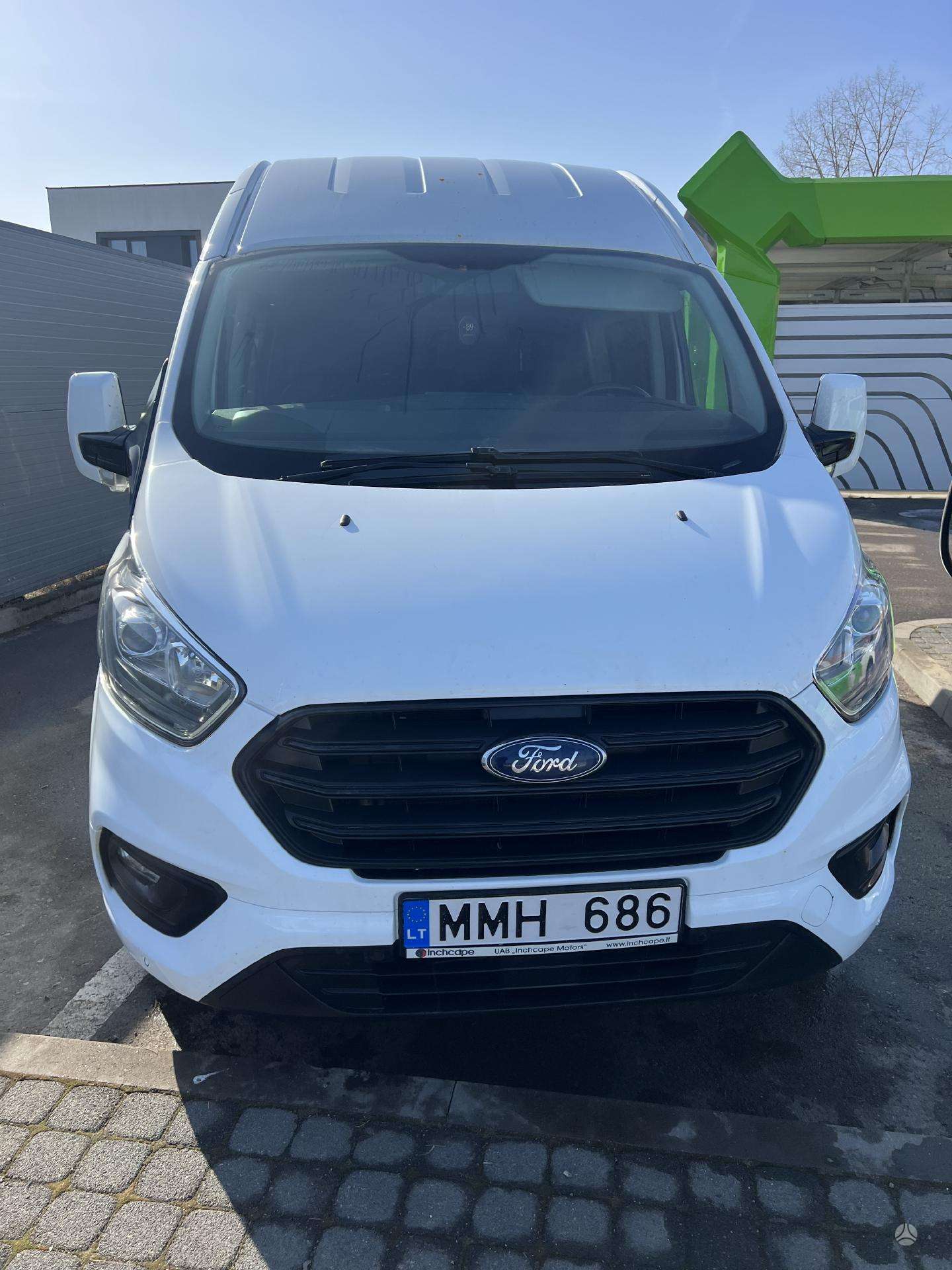 Ford Transit Custom.