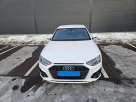 Audi A4.