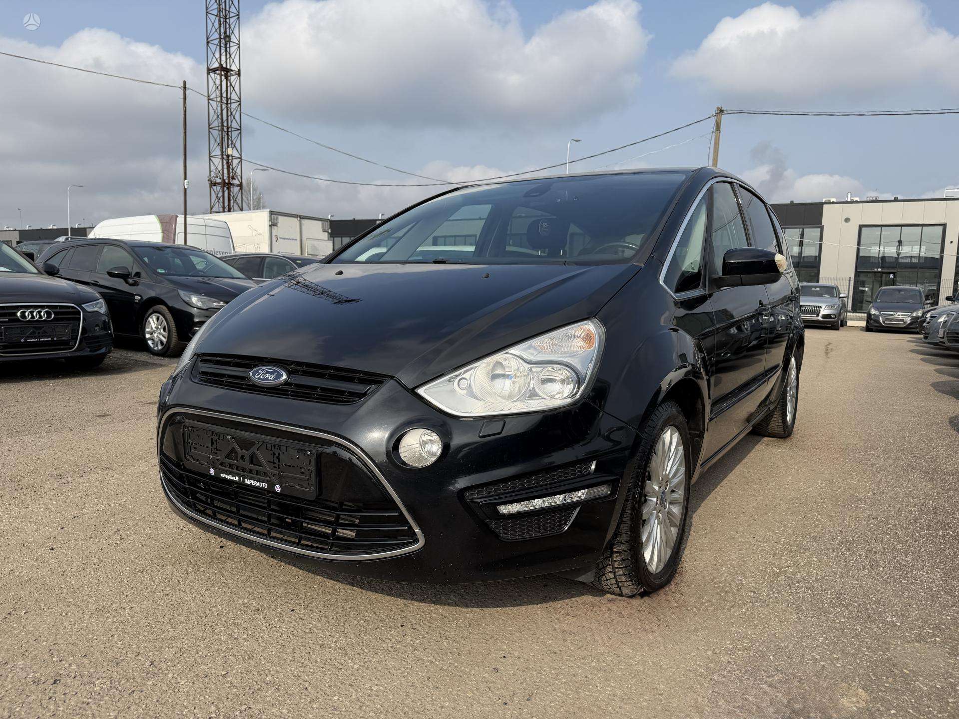 Ford S-MAX.