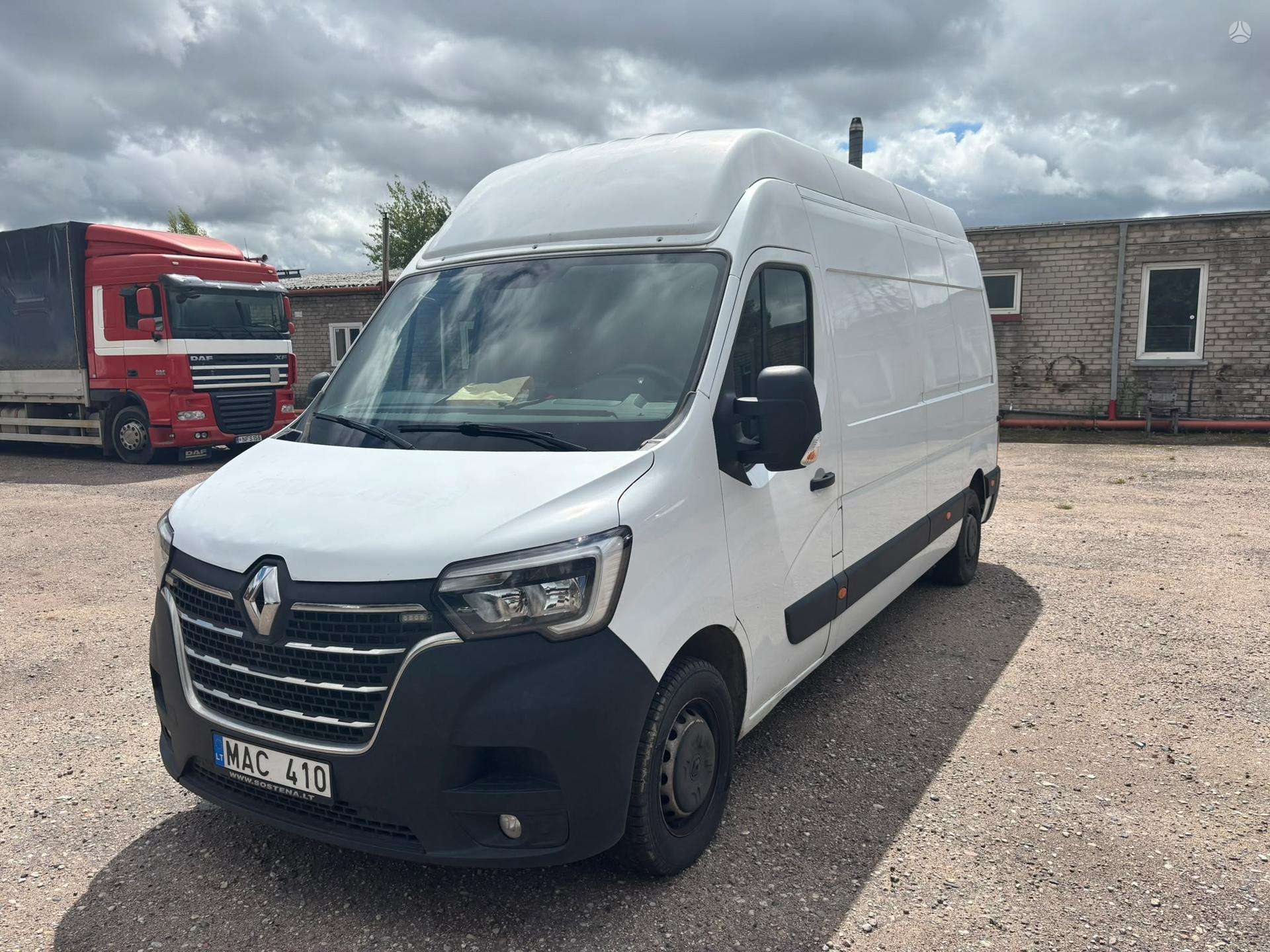 Renault Master.