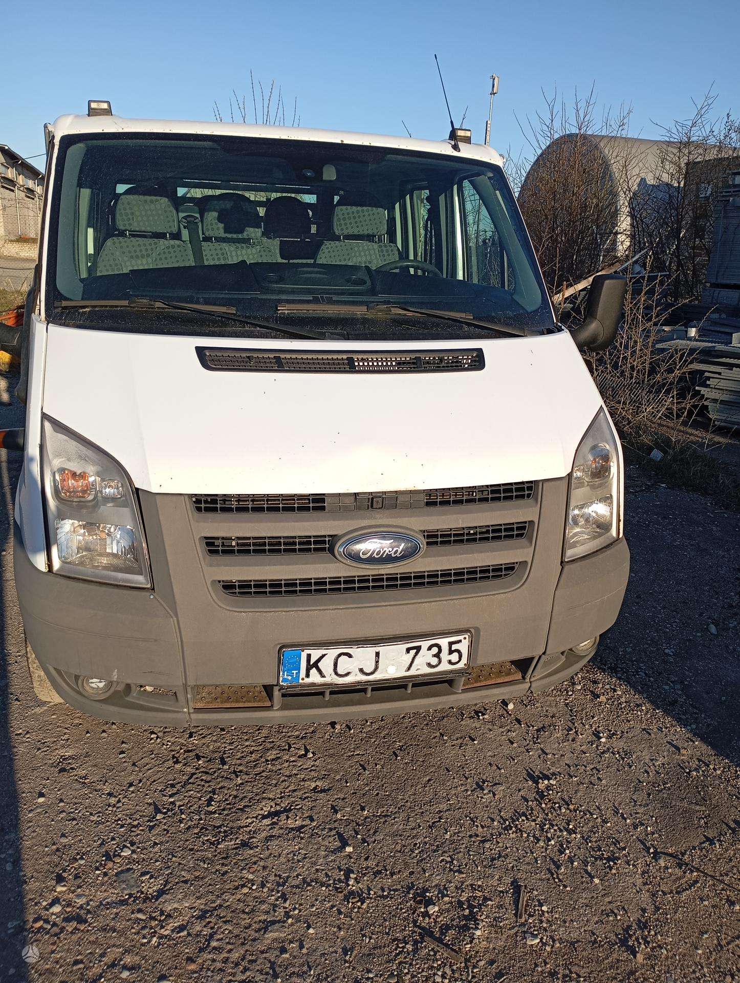Ford Transit.