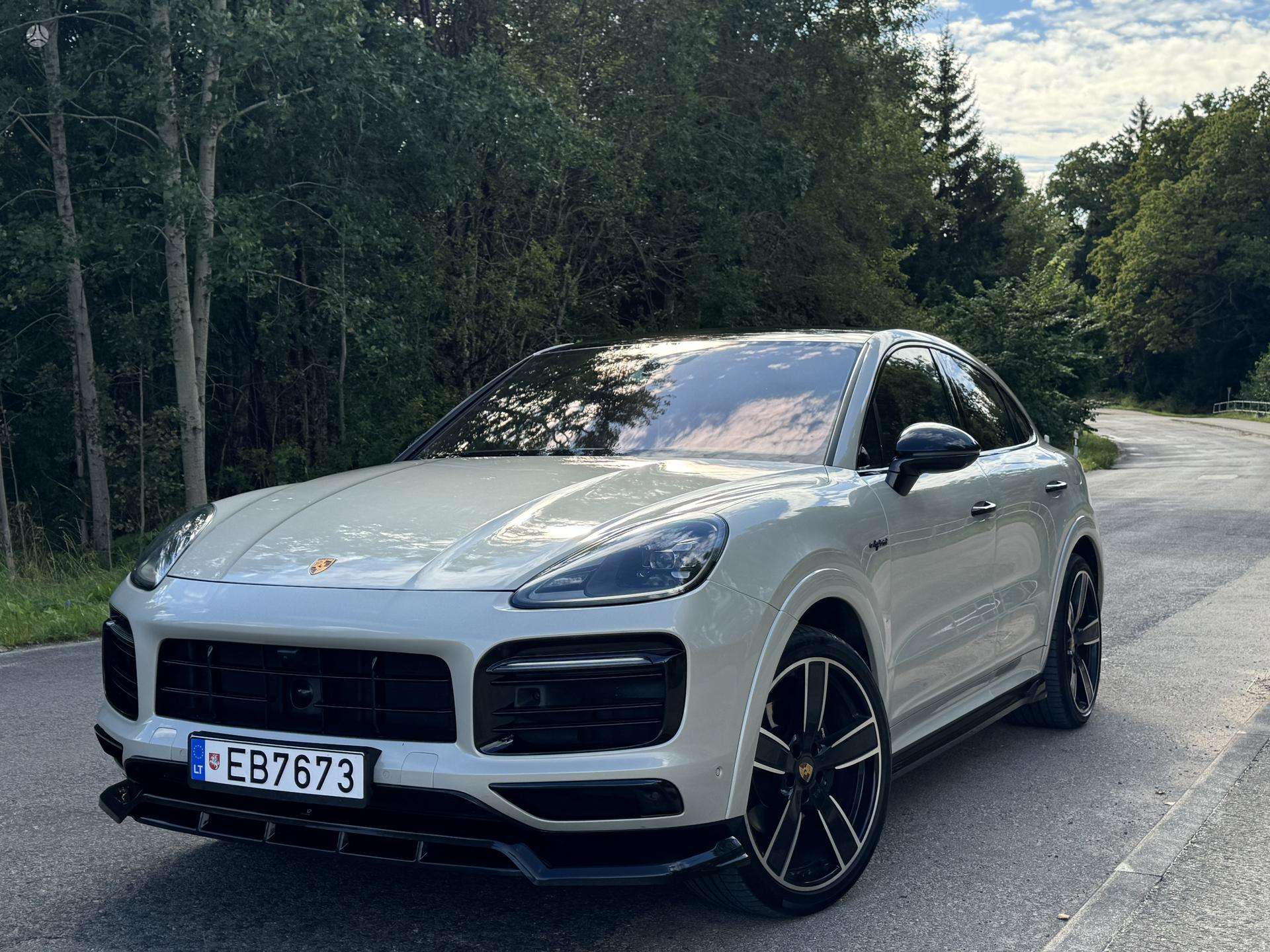 Porsche Cayenne Coupe.