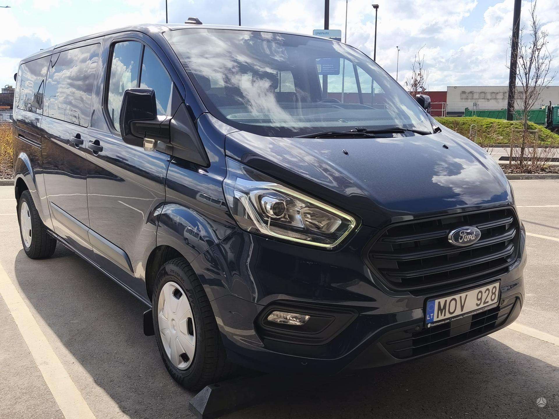 Ford Transit Custom.