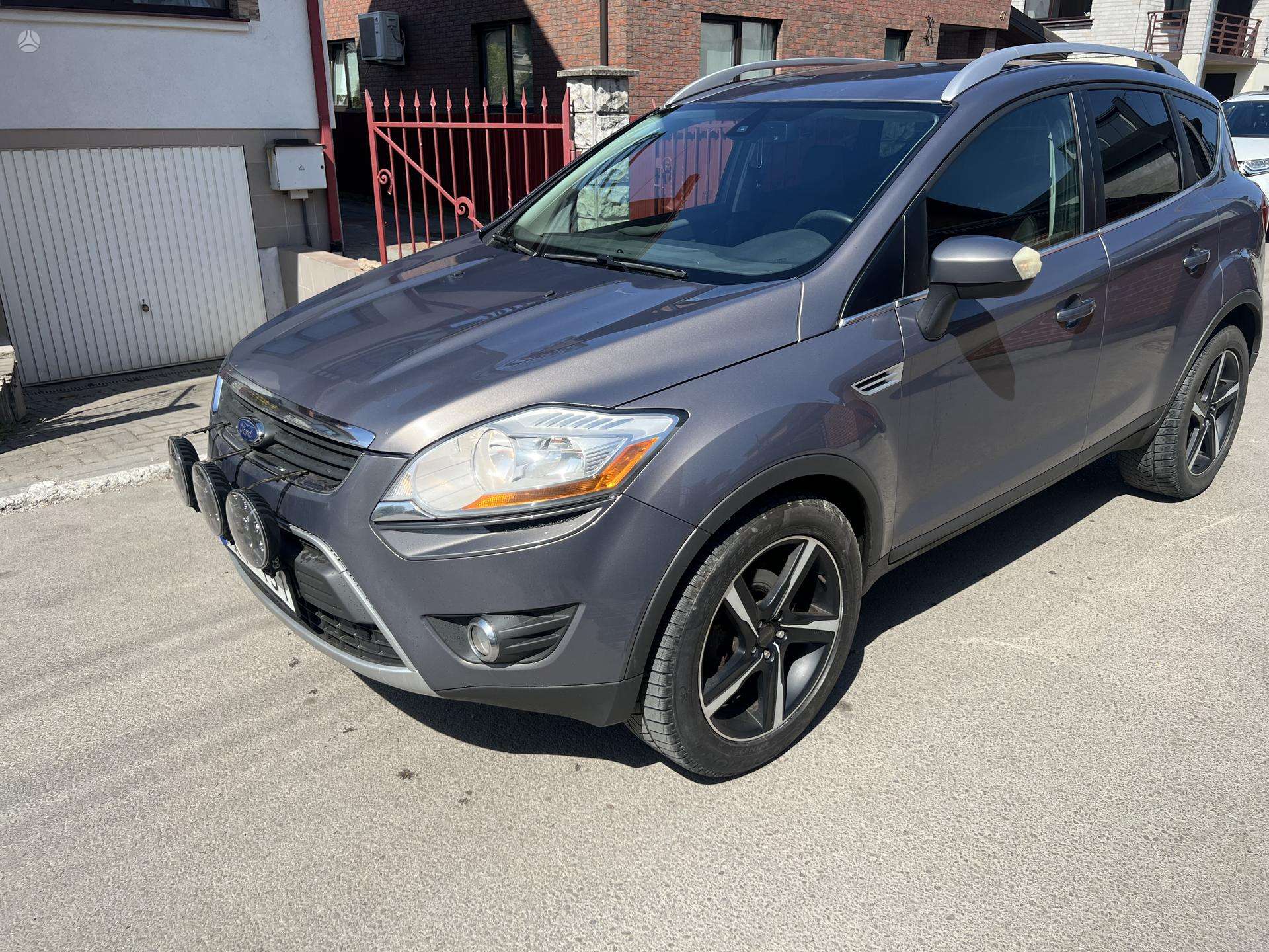 Ford Kuga.