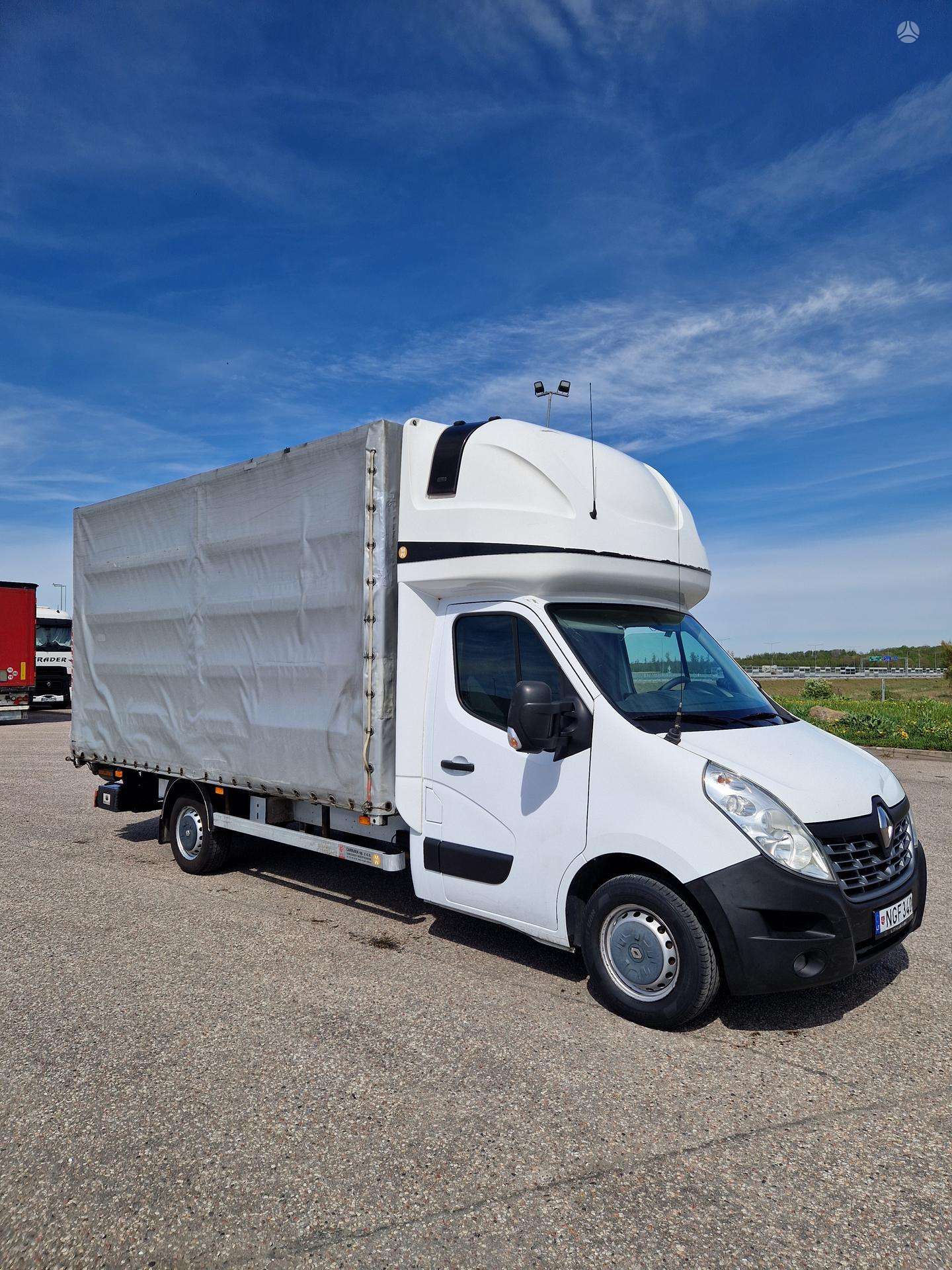 Renault Master.