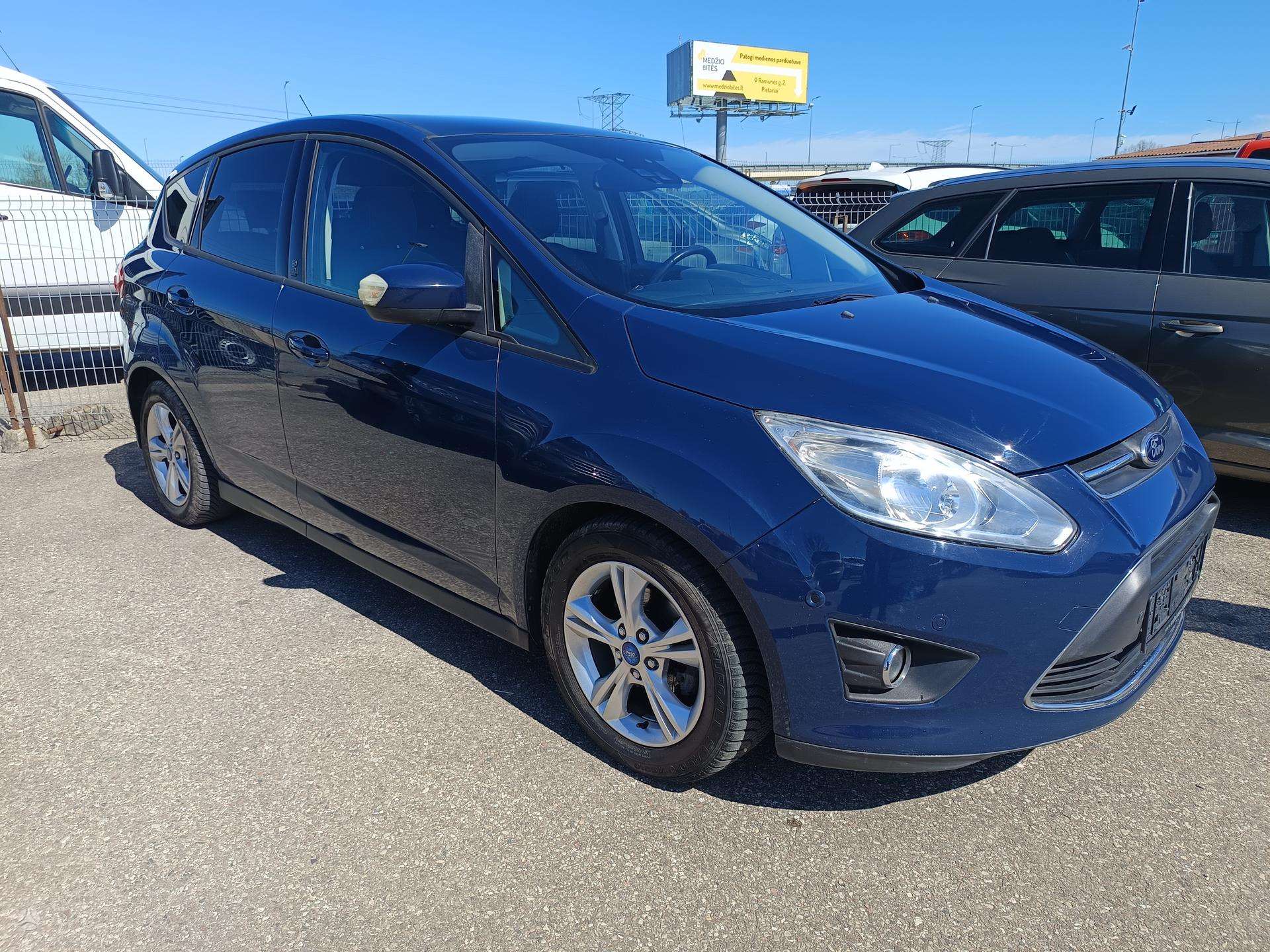 Ford C-MAX.