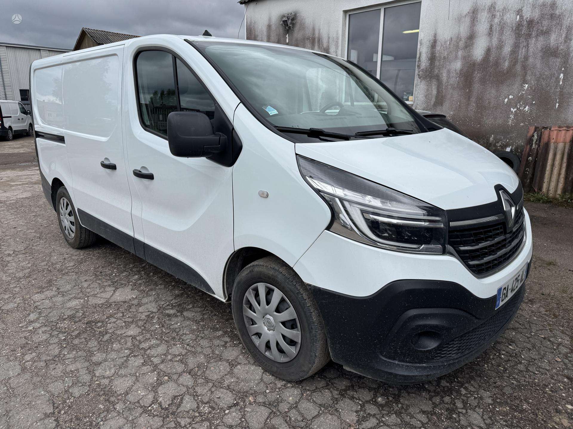 Renault Trafic.