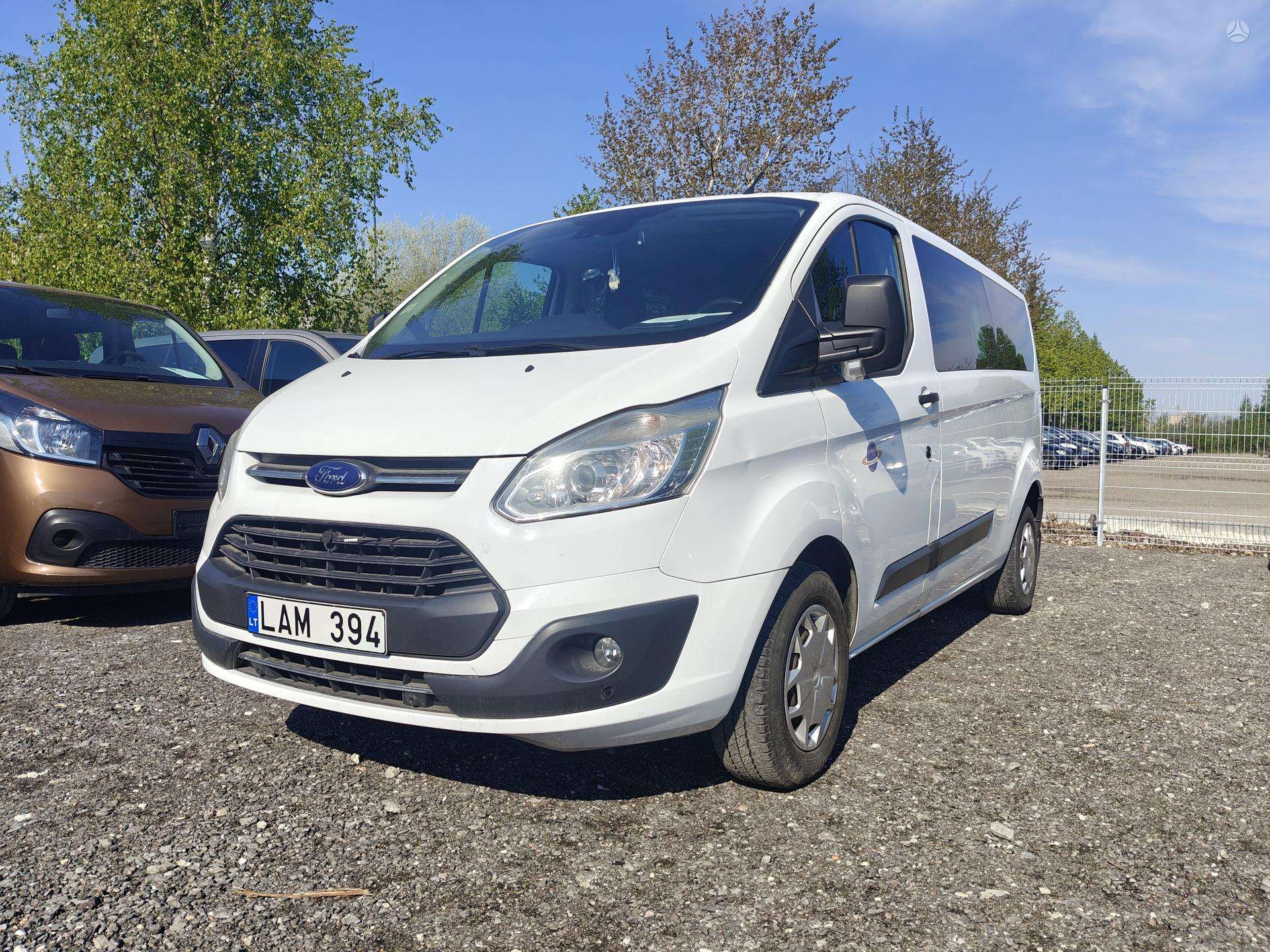 Ford Transit Custom.