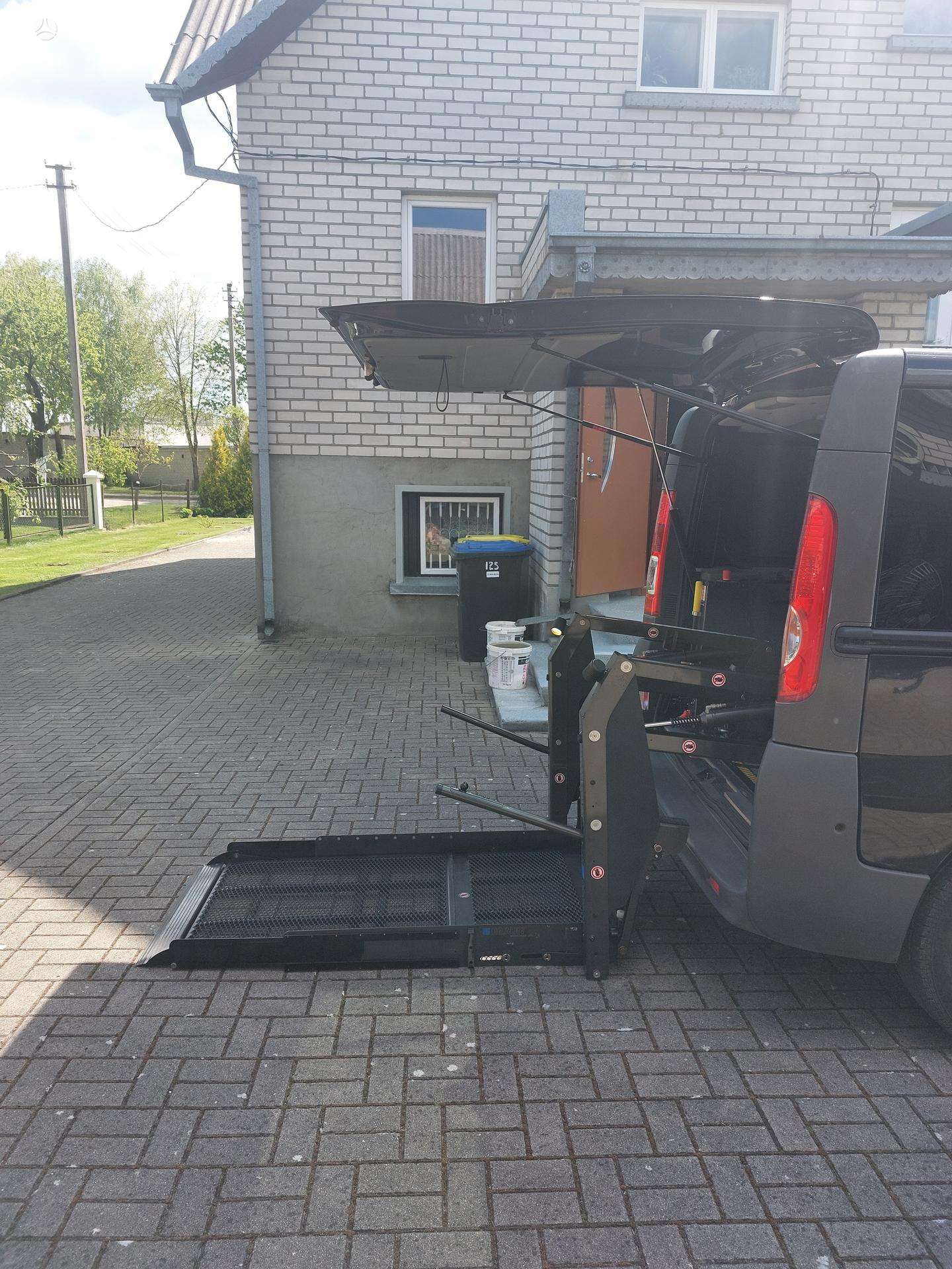 Renault Trafic.