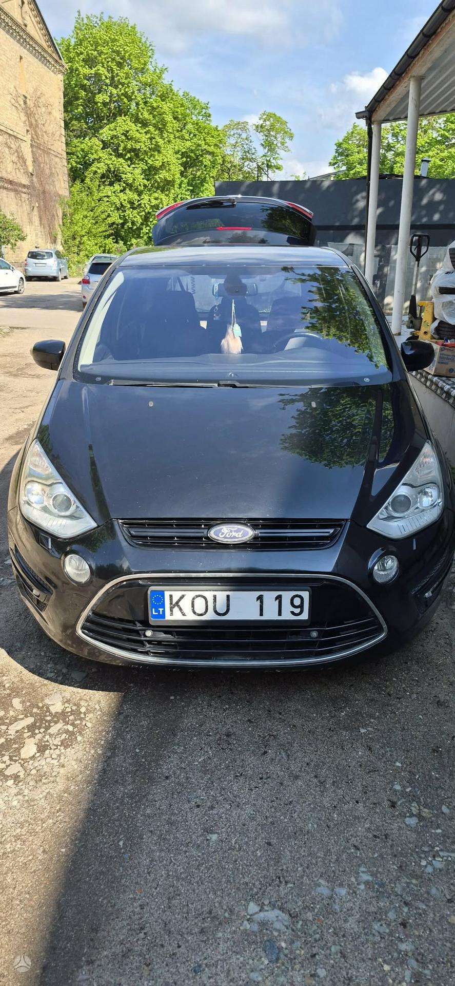 Ford S-MAX.