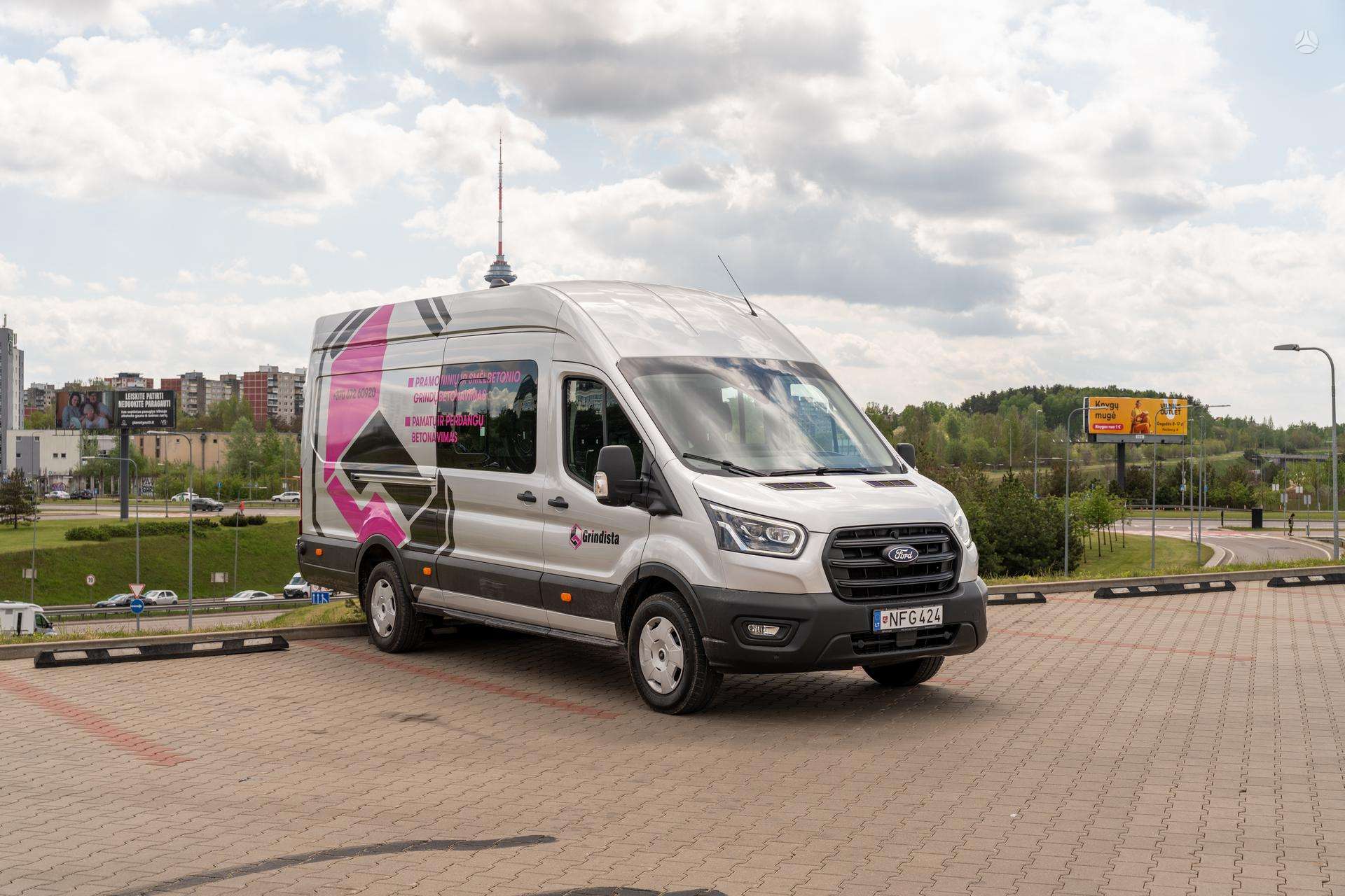 Ford Transit.