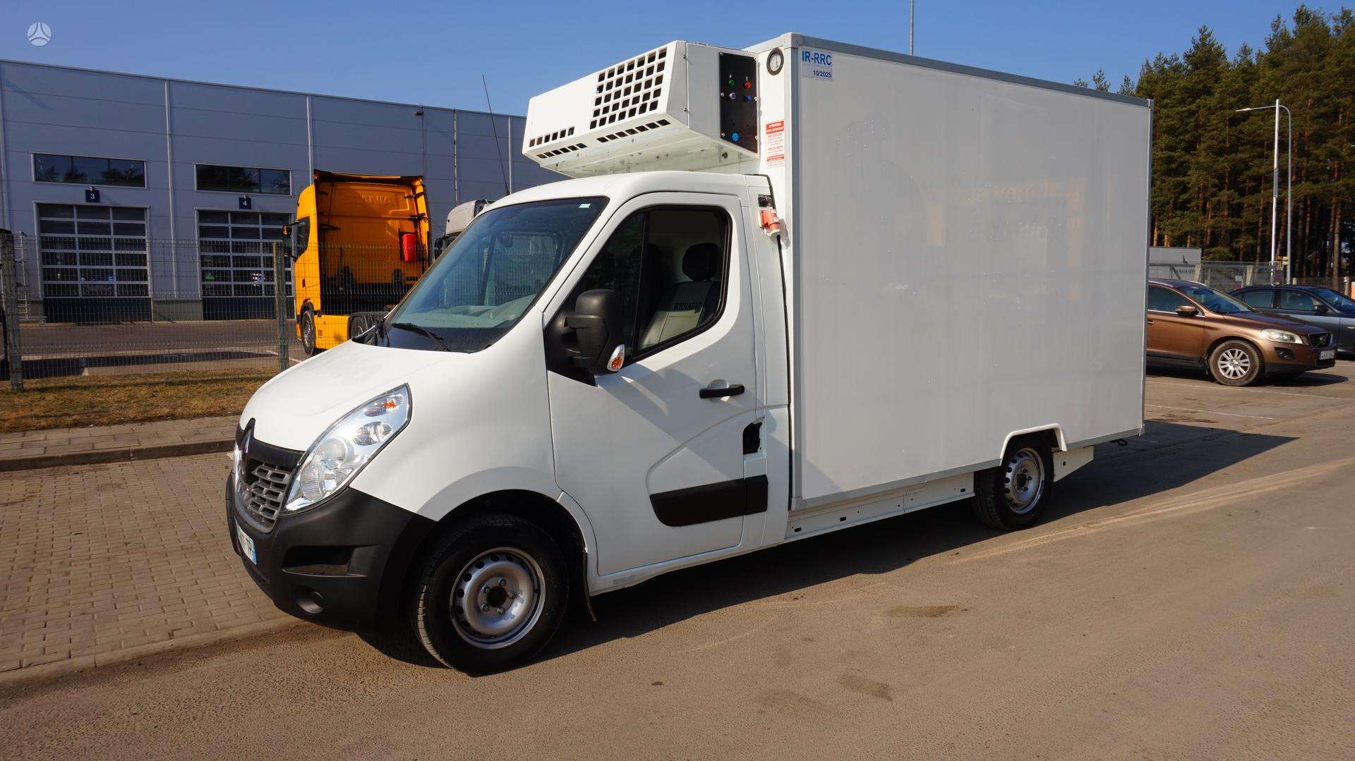 Renault Master.