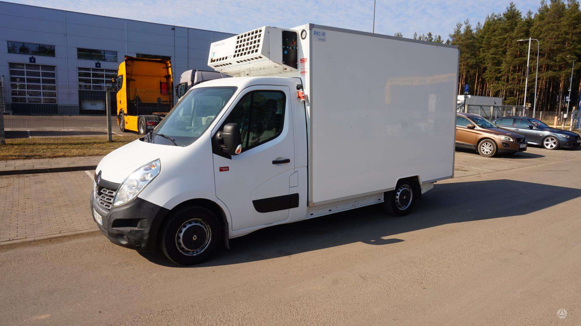 Renault Master.
