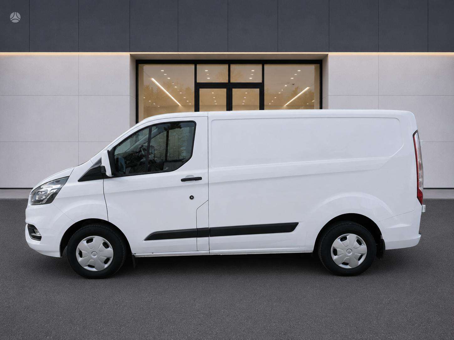 Ford Transit Custom.