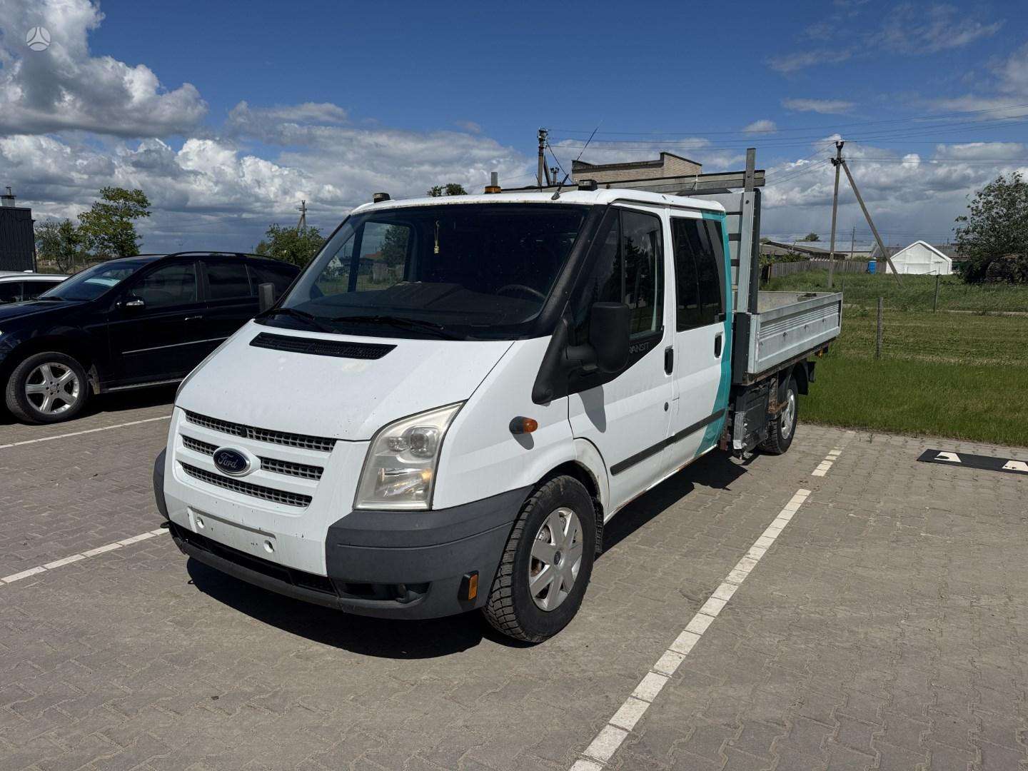 Ford Transit.