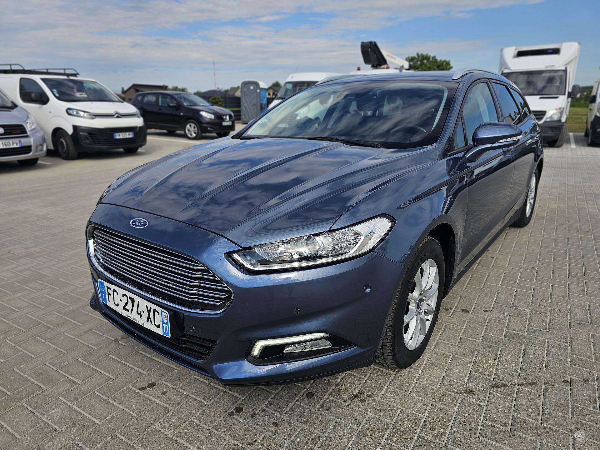 Ford Mondeo.