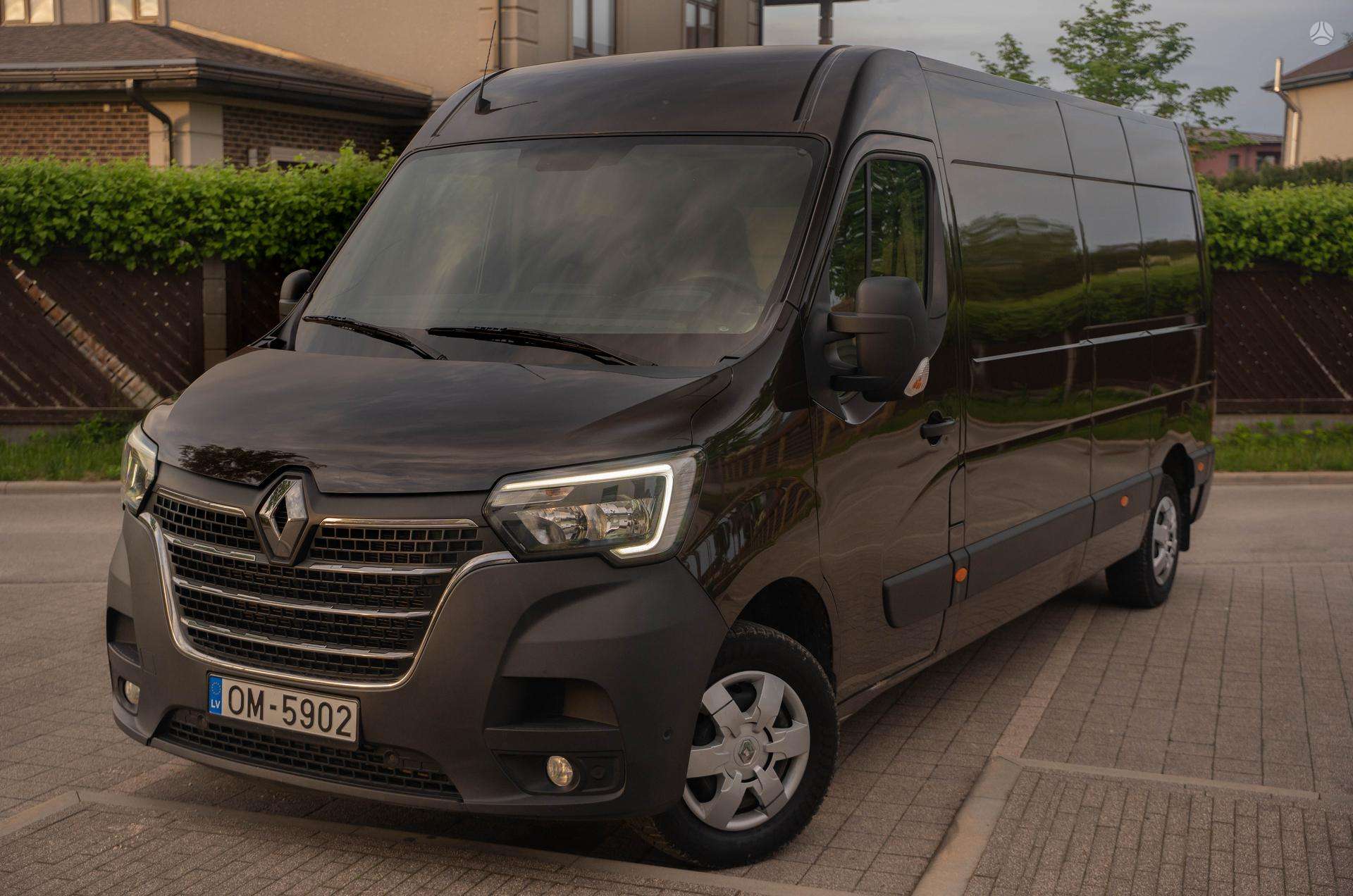 Renault Master.