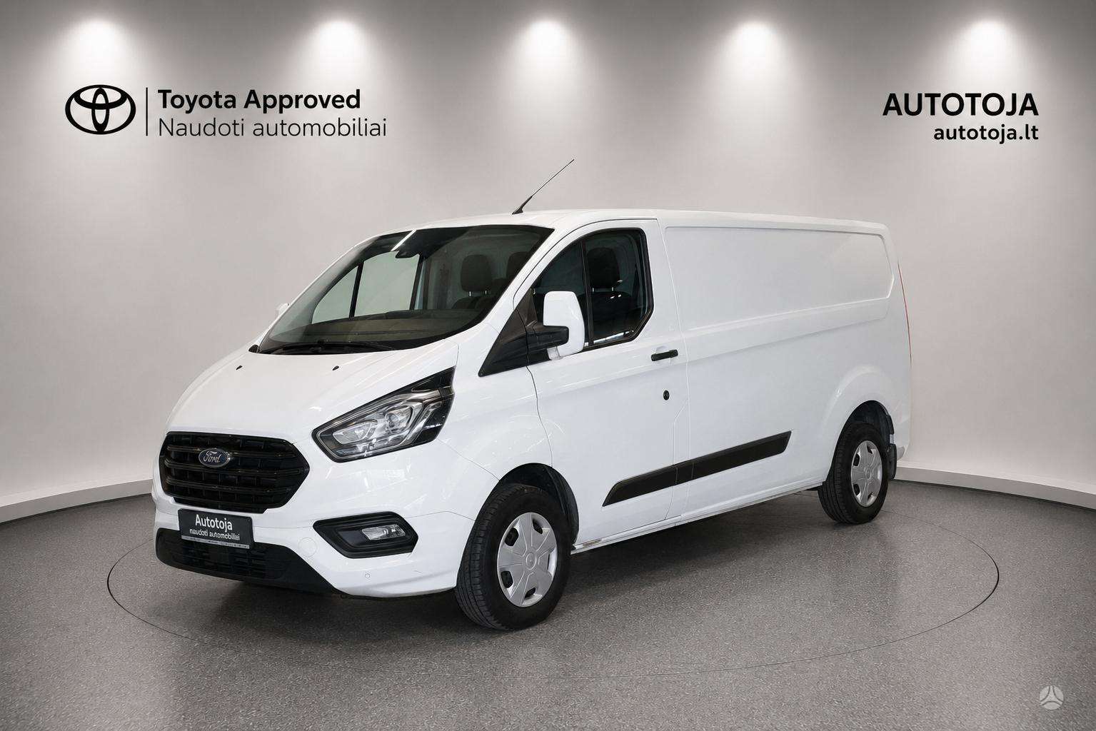 Ford Transit Custom.