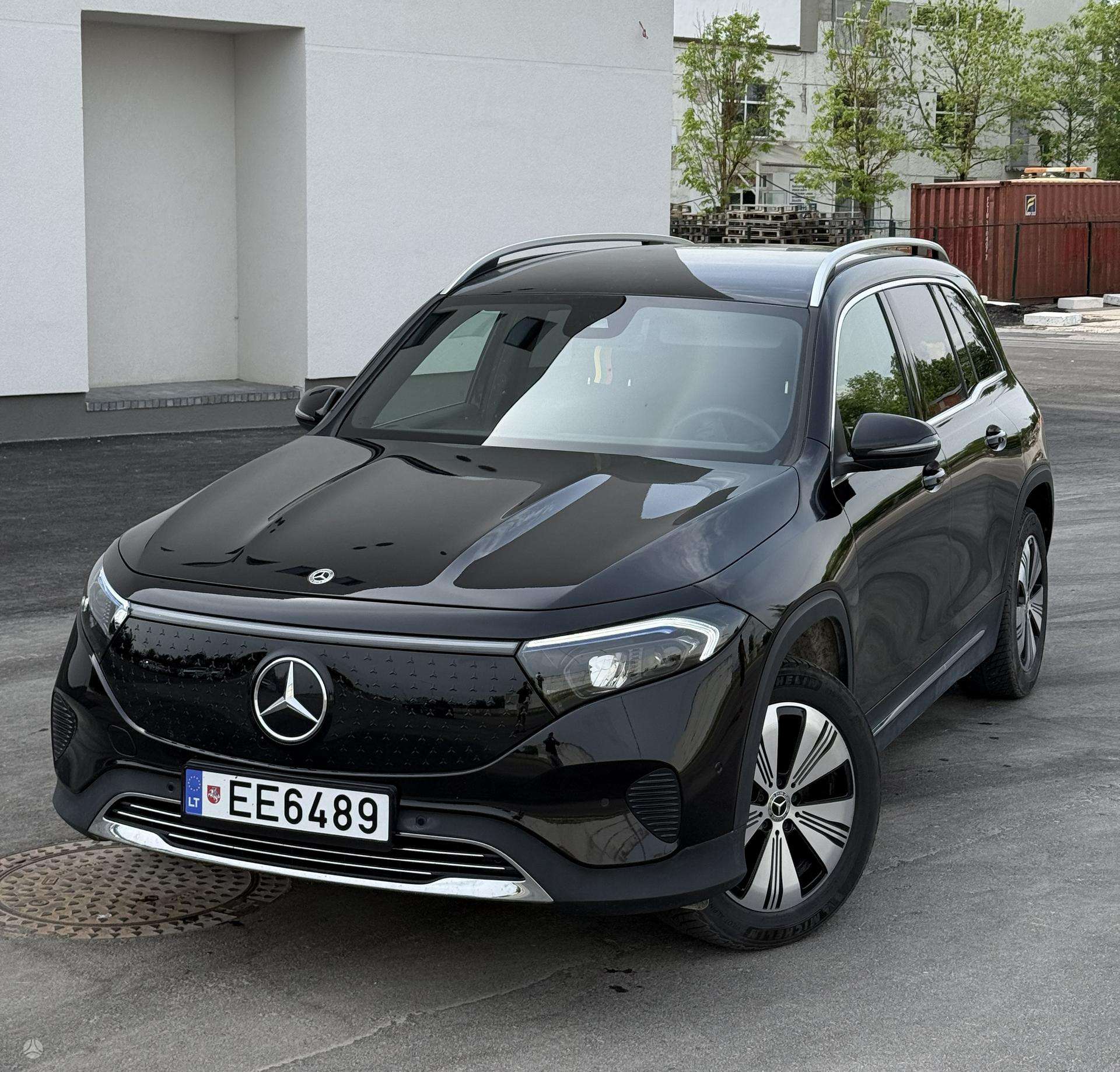 Mercedes-Benz EQB