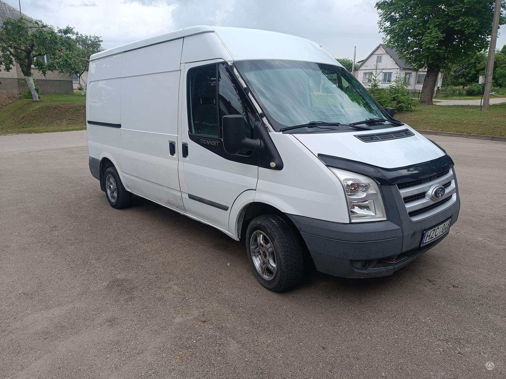 Ford Transit.