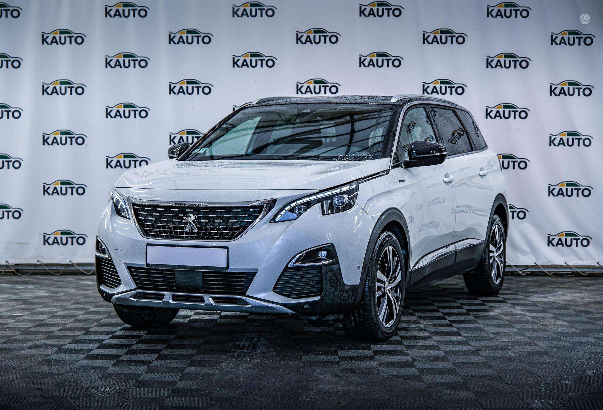 Peugeot 5008.