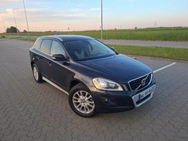 Volvo XC60.