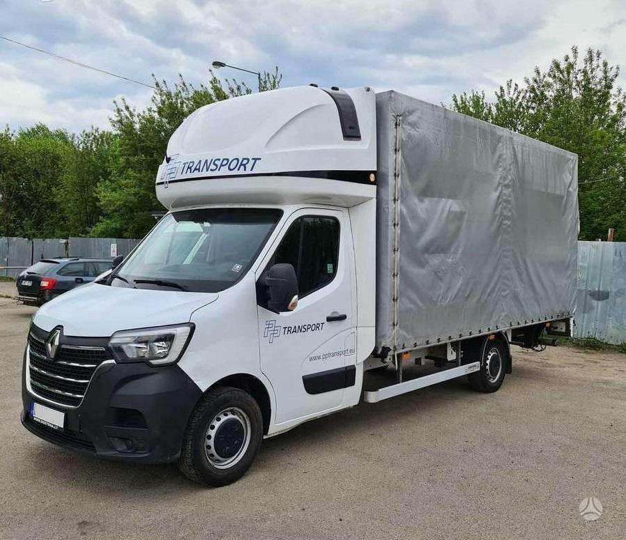Renault Master.