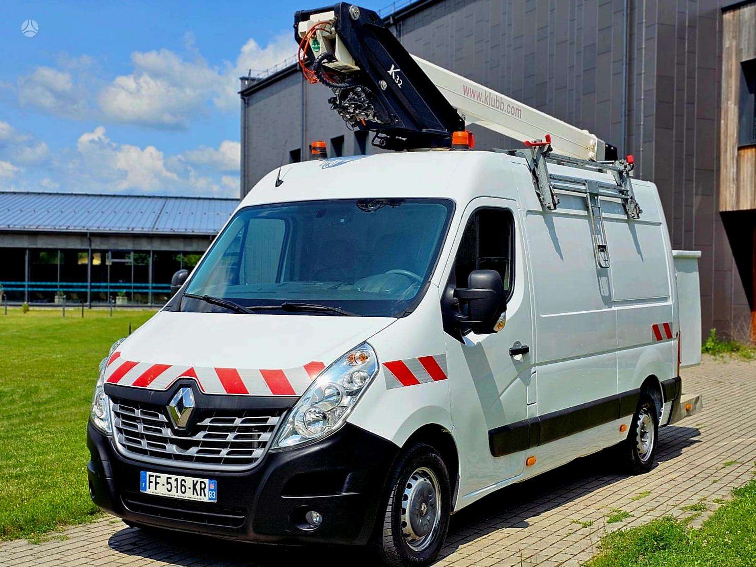 Renault Master.