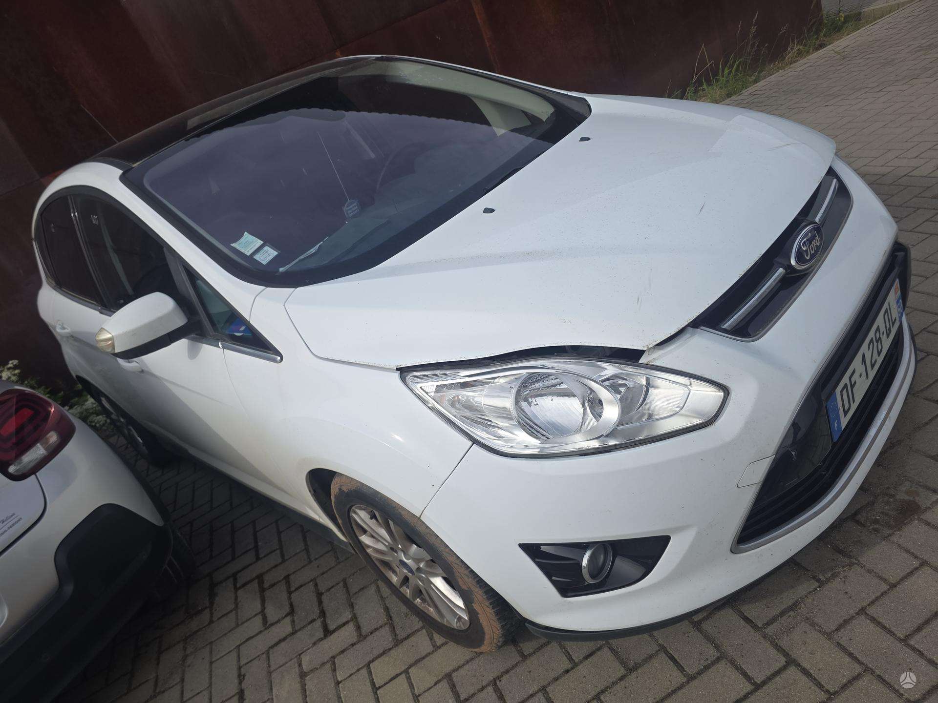Ford C-MAX.