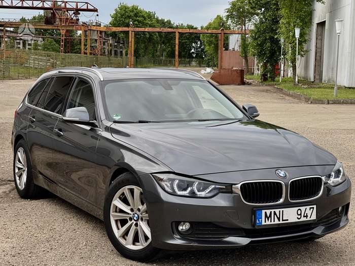 BMW 320.