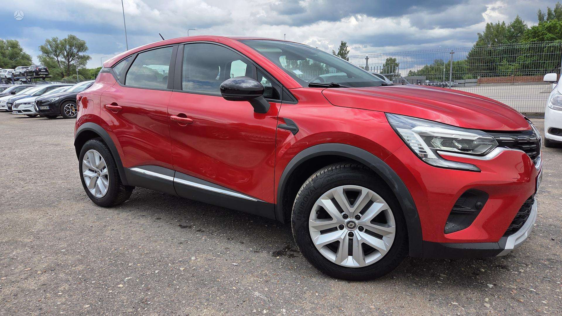 Renault Captur.