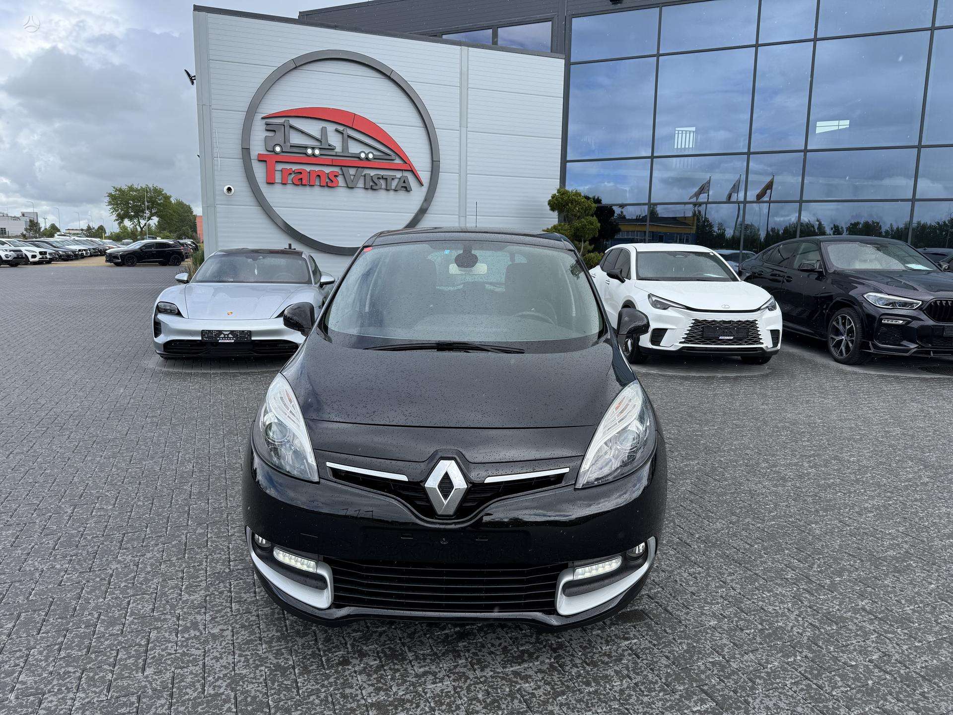 Renault Scenic.