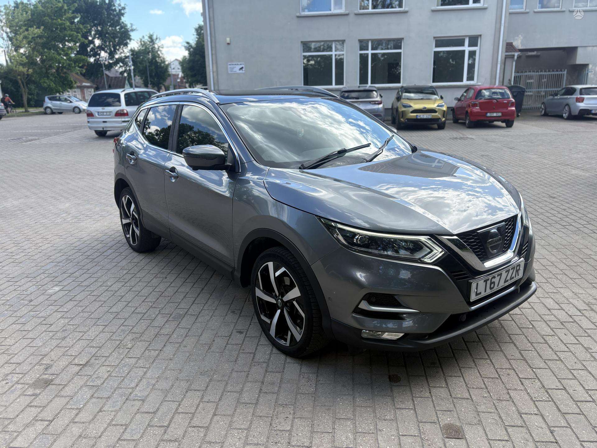 Nissan Qashqai.