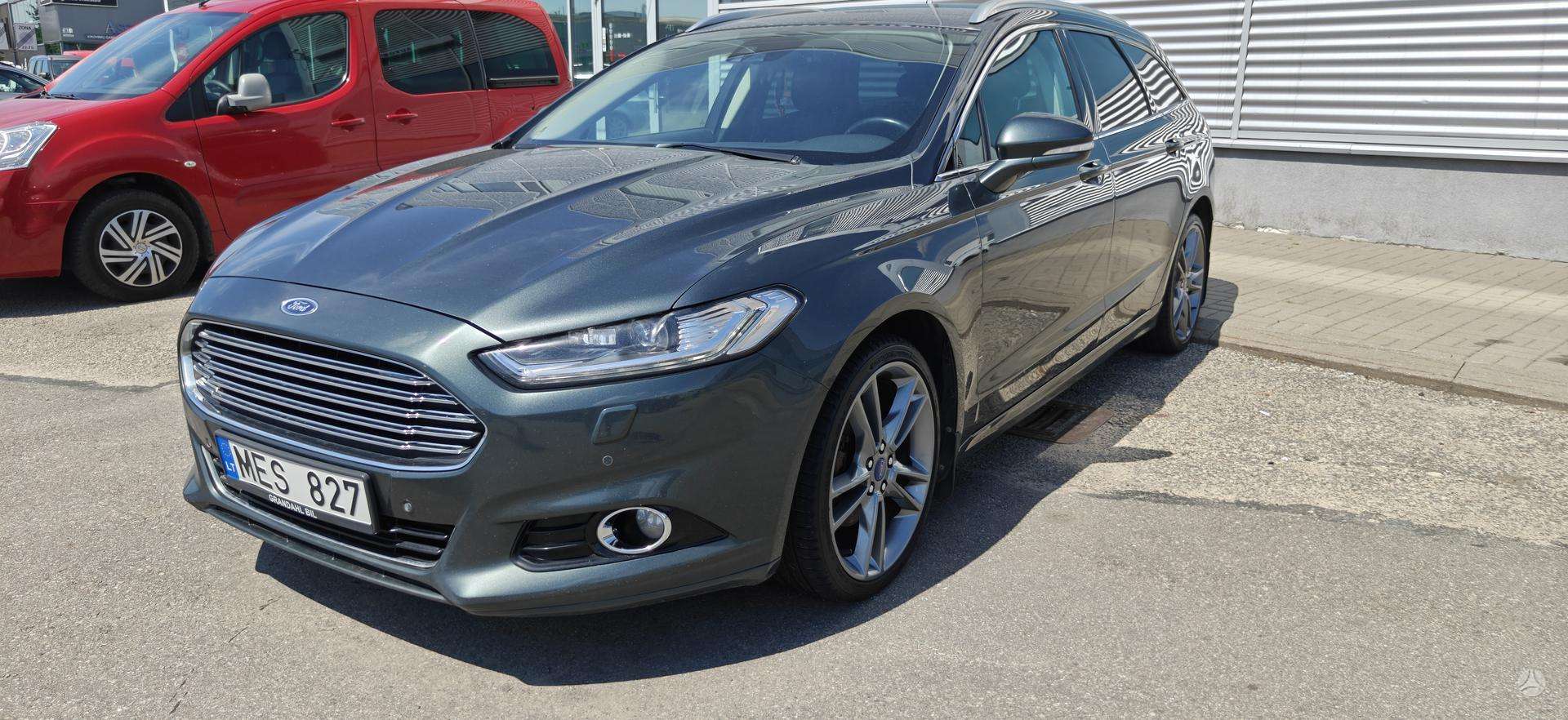 Ford Mondeo.