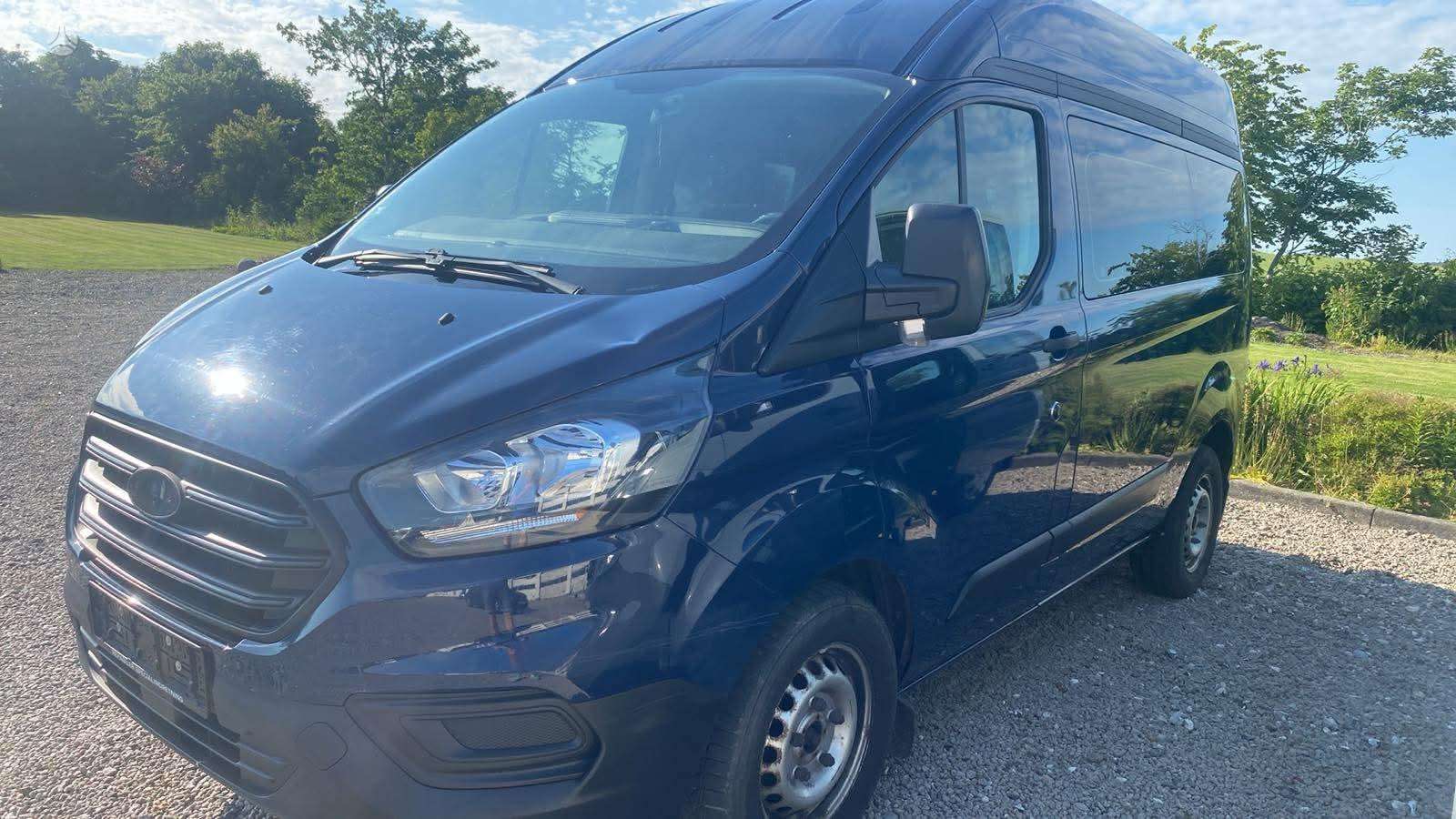 Ford Transit Custom.