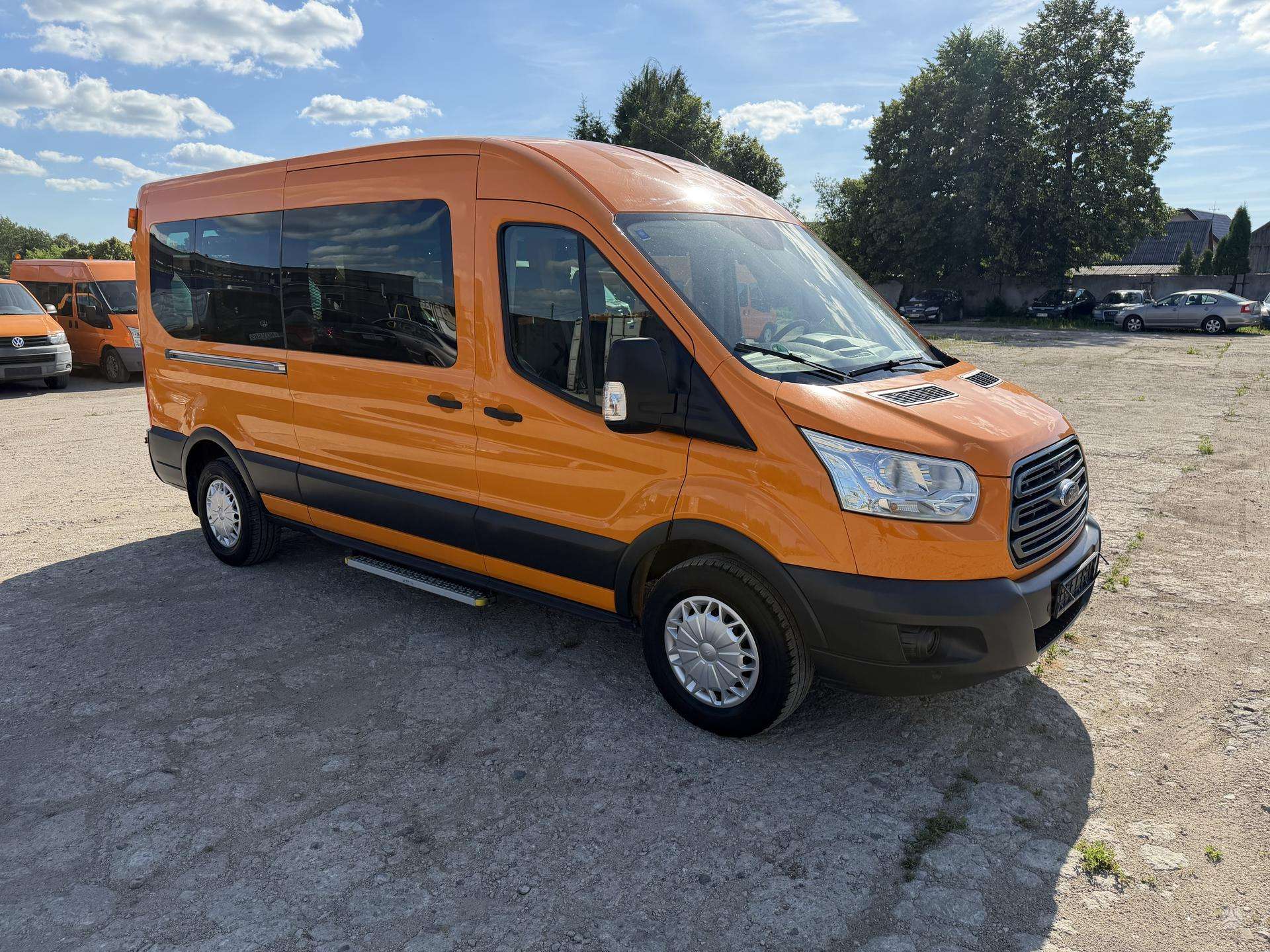 Ford Transit.