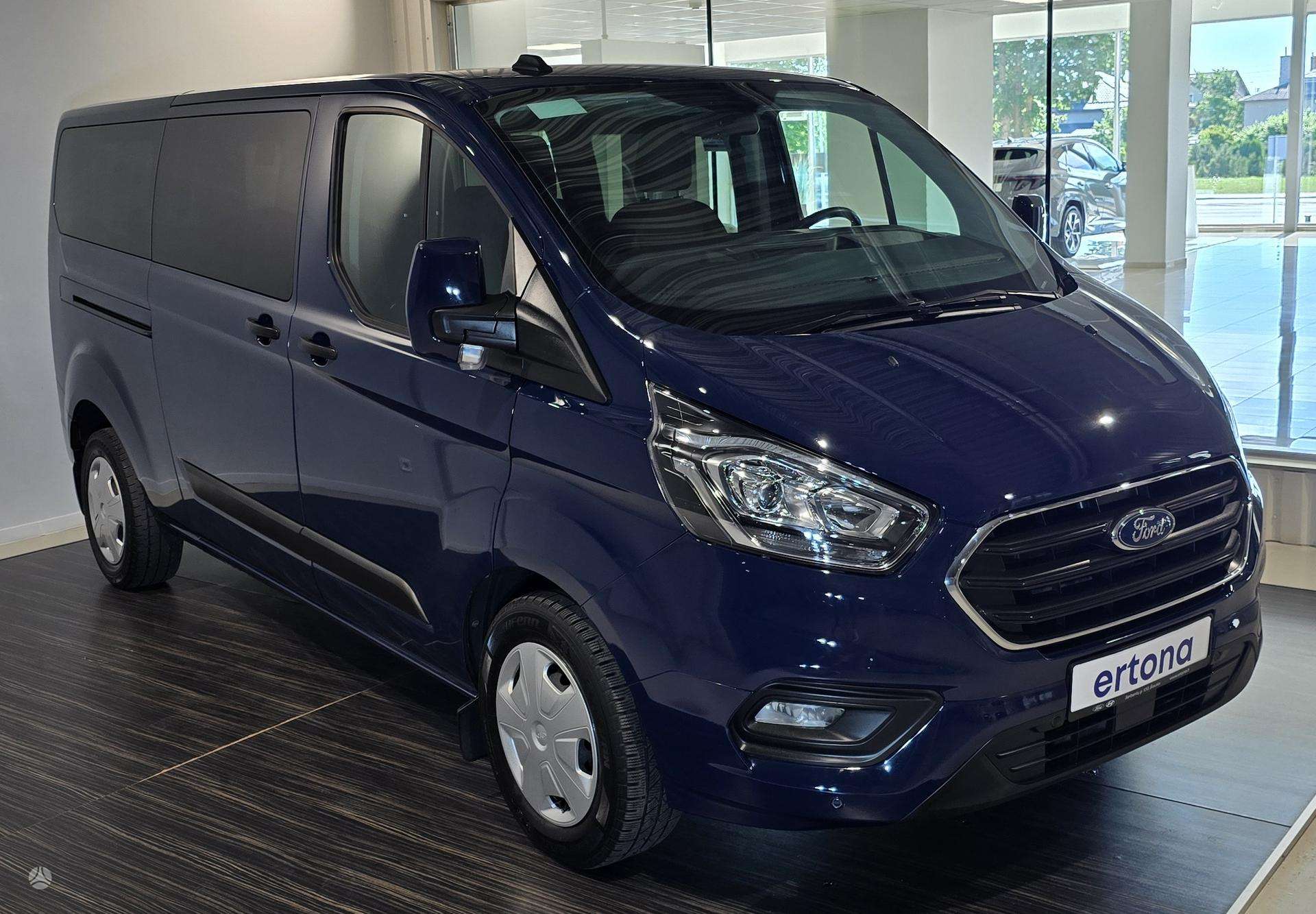 Ford Transit Custom.