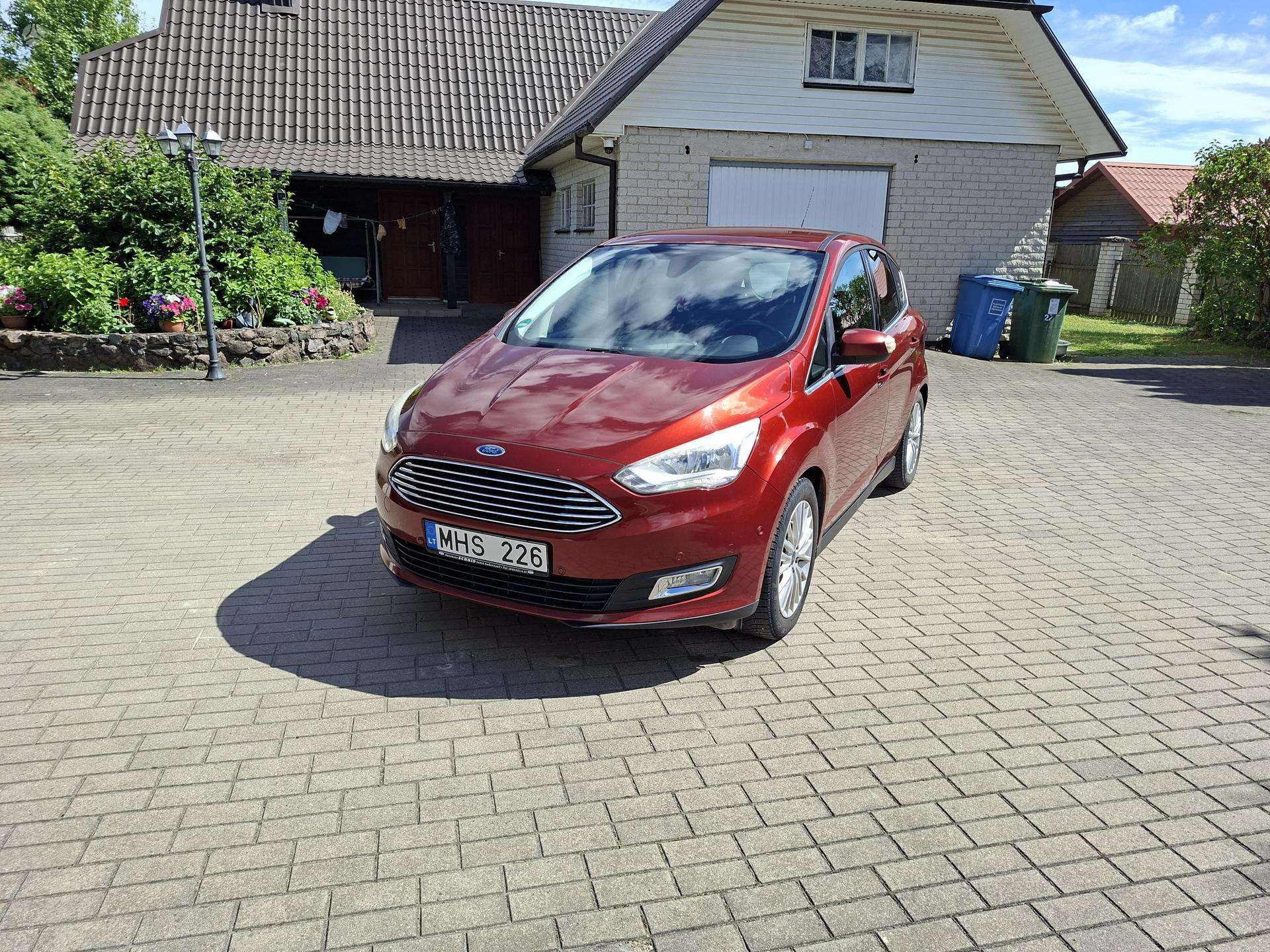Ford C-MAX.