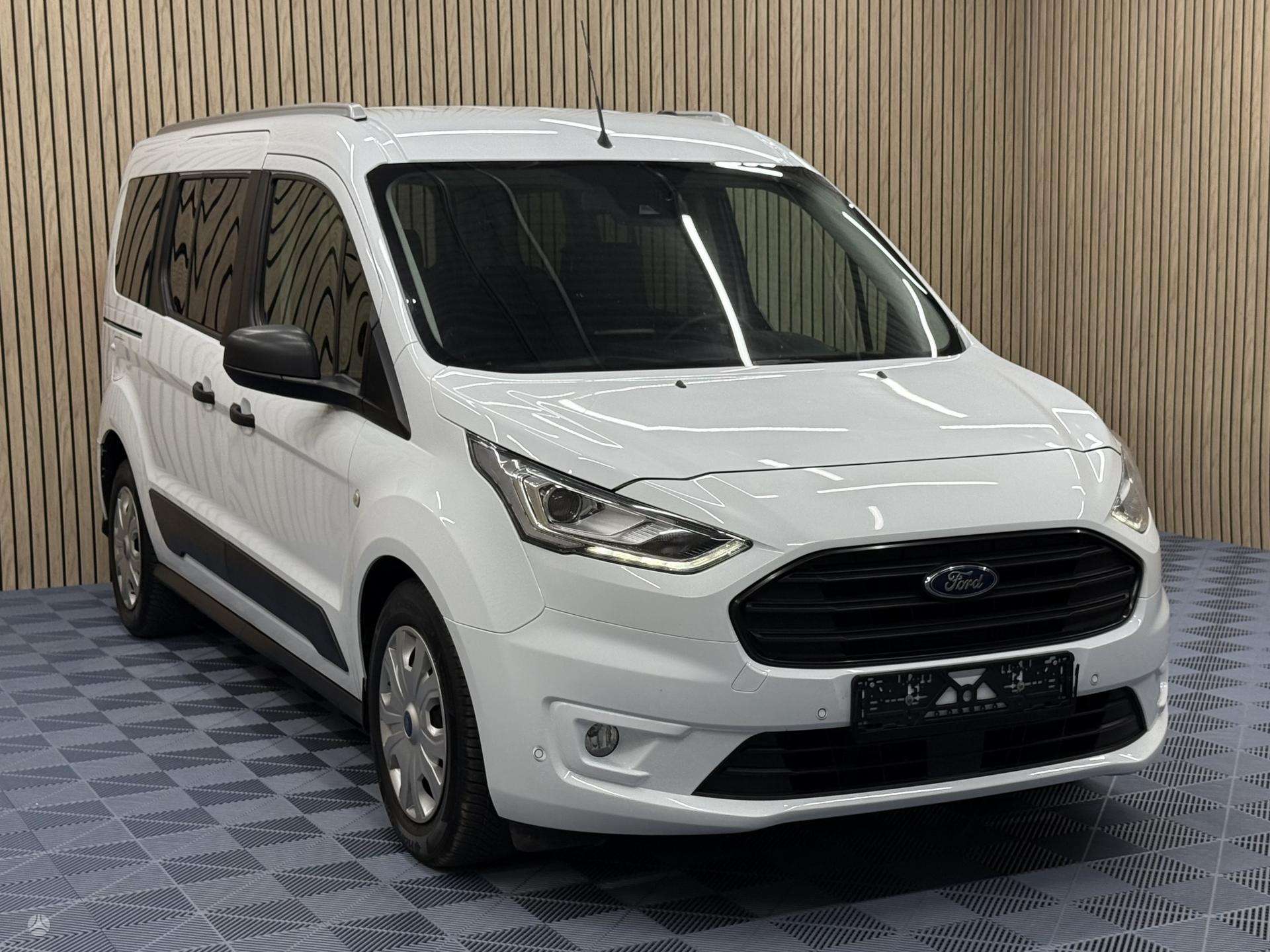 Ford Transit Connect.