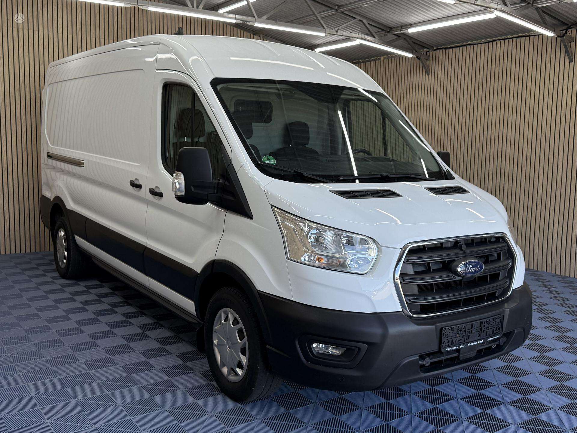 Ford Transit.