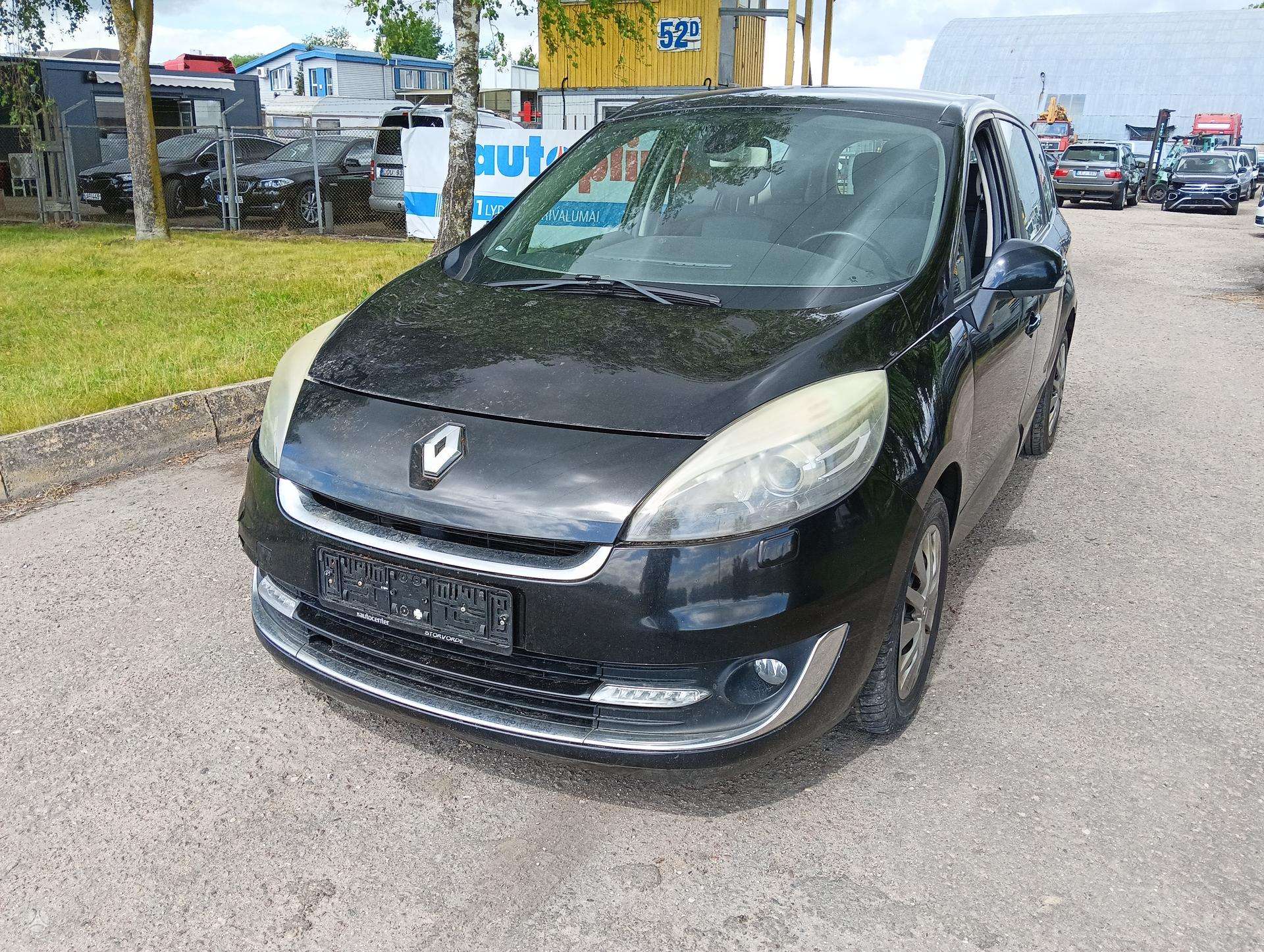 Renault Grand Scenic.
