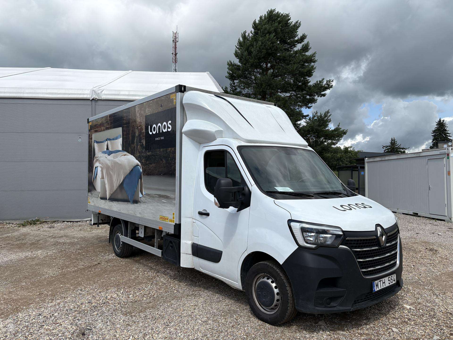 Renault Master.