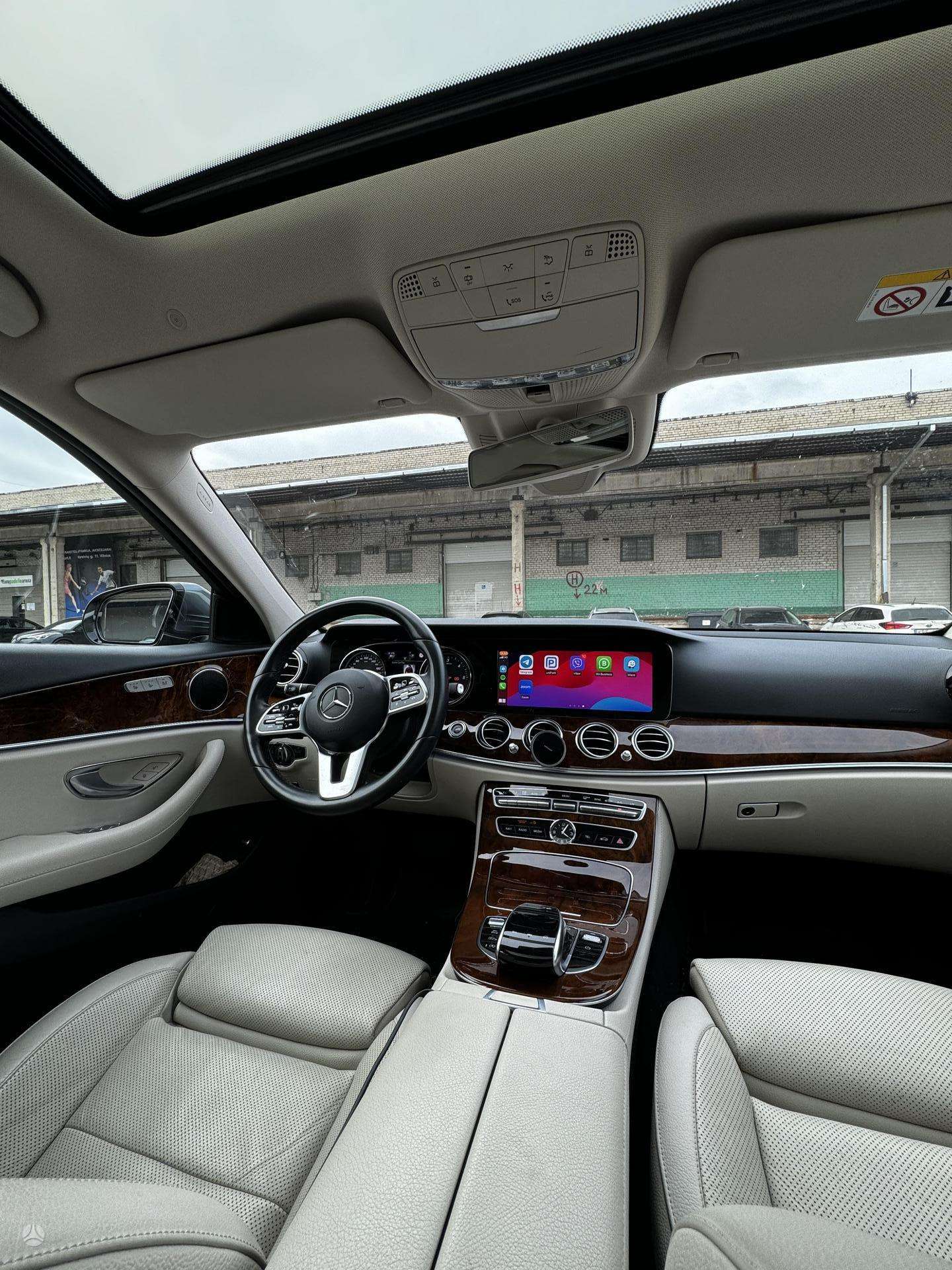 Mercedes-Benz E300.