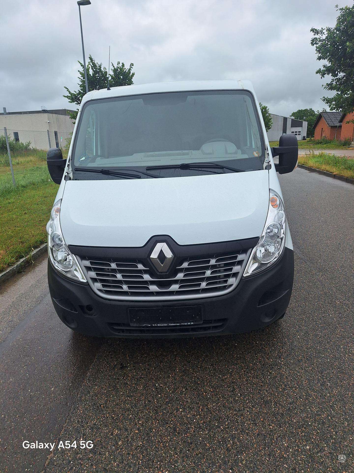 Renault Master.