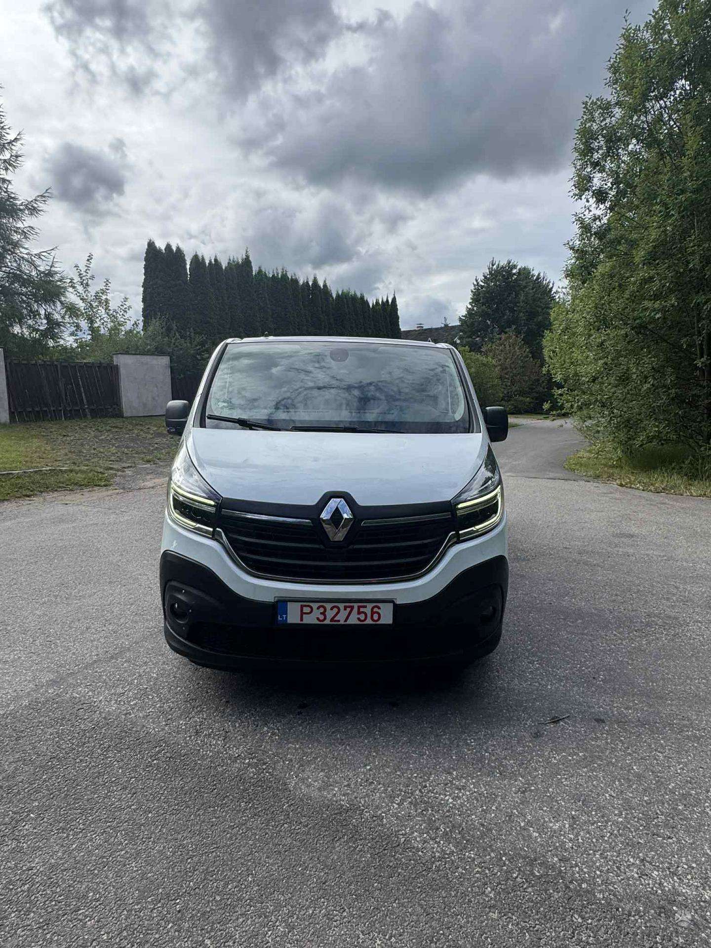 Renault Trafic.