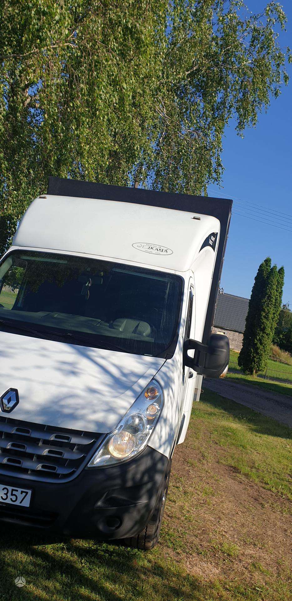 Renault Master.